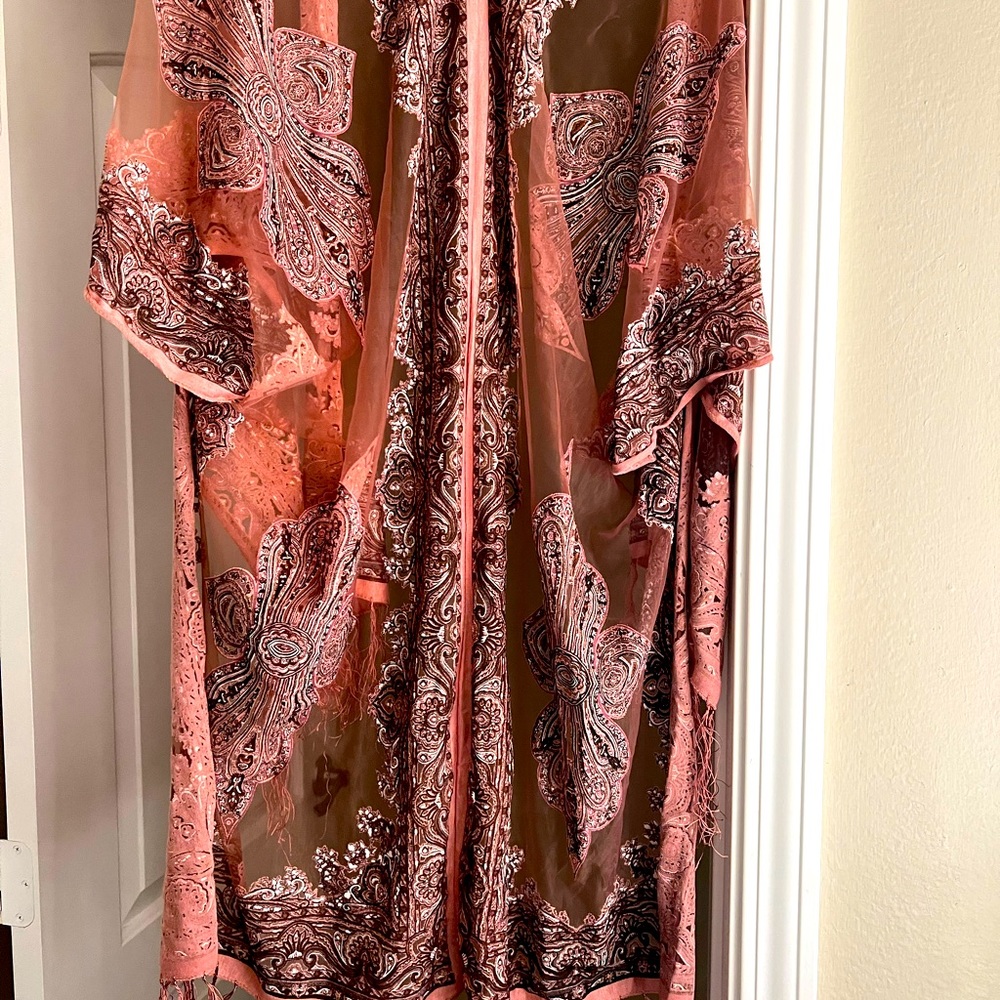 Pink cover up, one size. Worn once